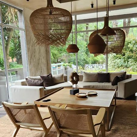 Suite House Карило Екстериор снимка