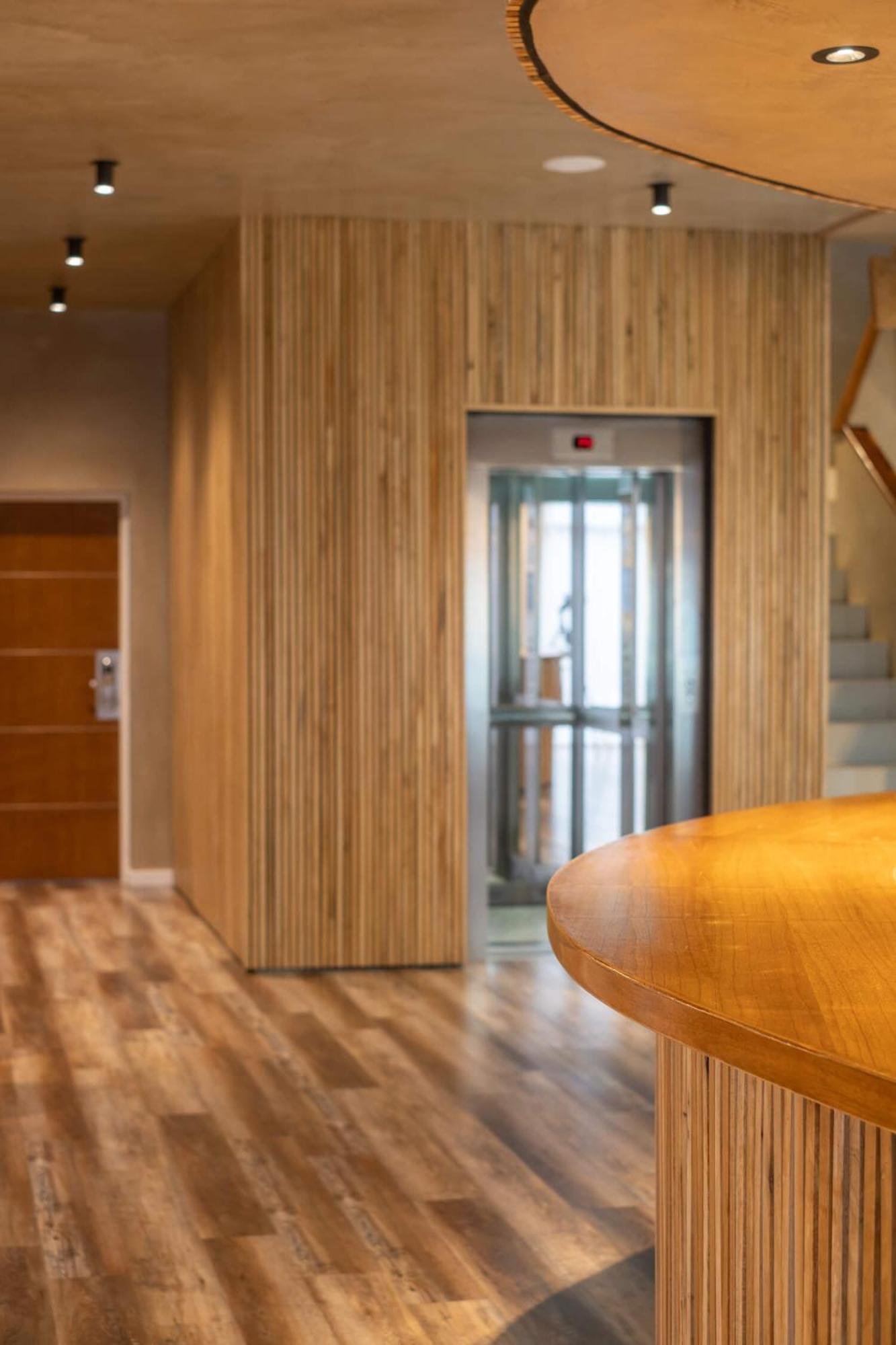Suite House Карило Екстериор снимка