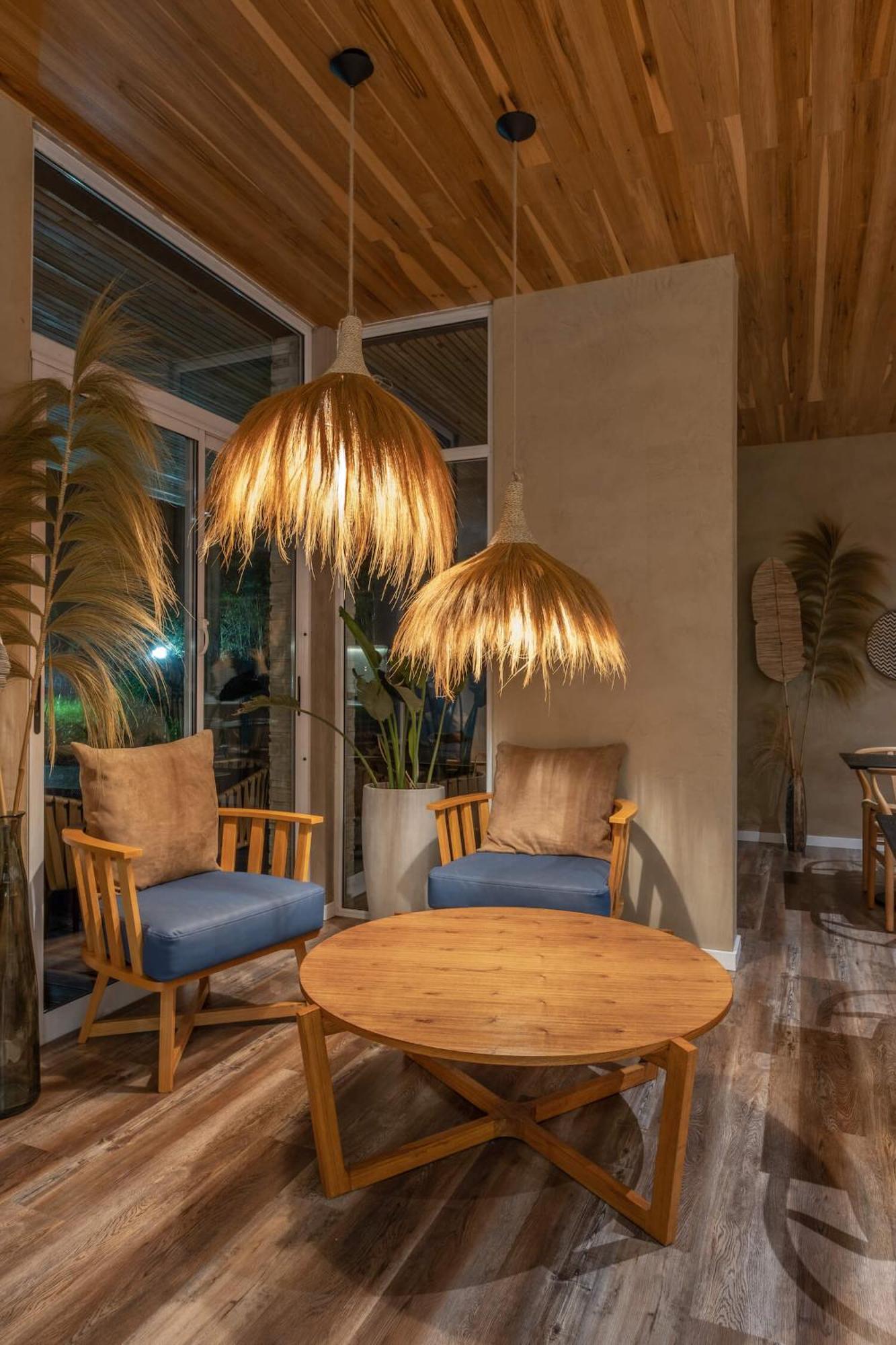Suite House Карило Екстериор снимка