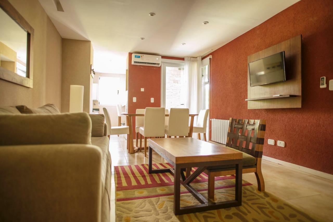 Suite House Карило Екстериор снимка